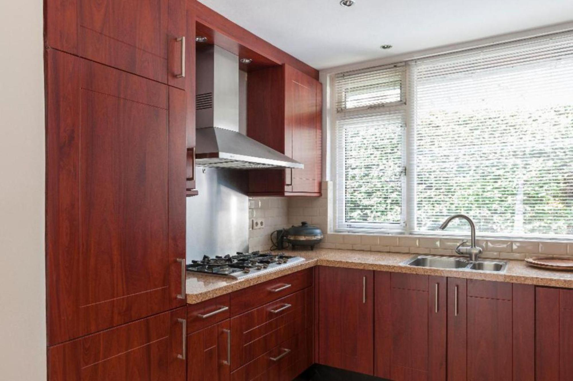 Ground Floor And Twin Bedroom In Luxurious Villa With Beautiful Garden Very Near Tue And Centre Eindhoven Exterior photo