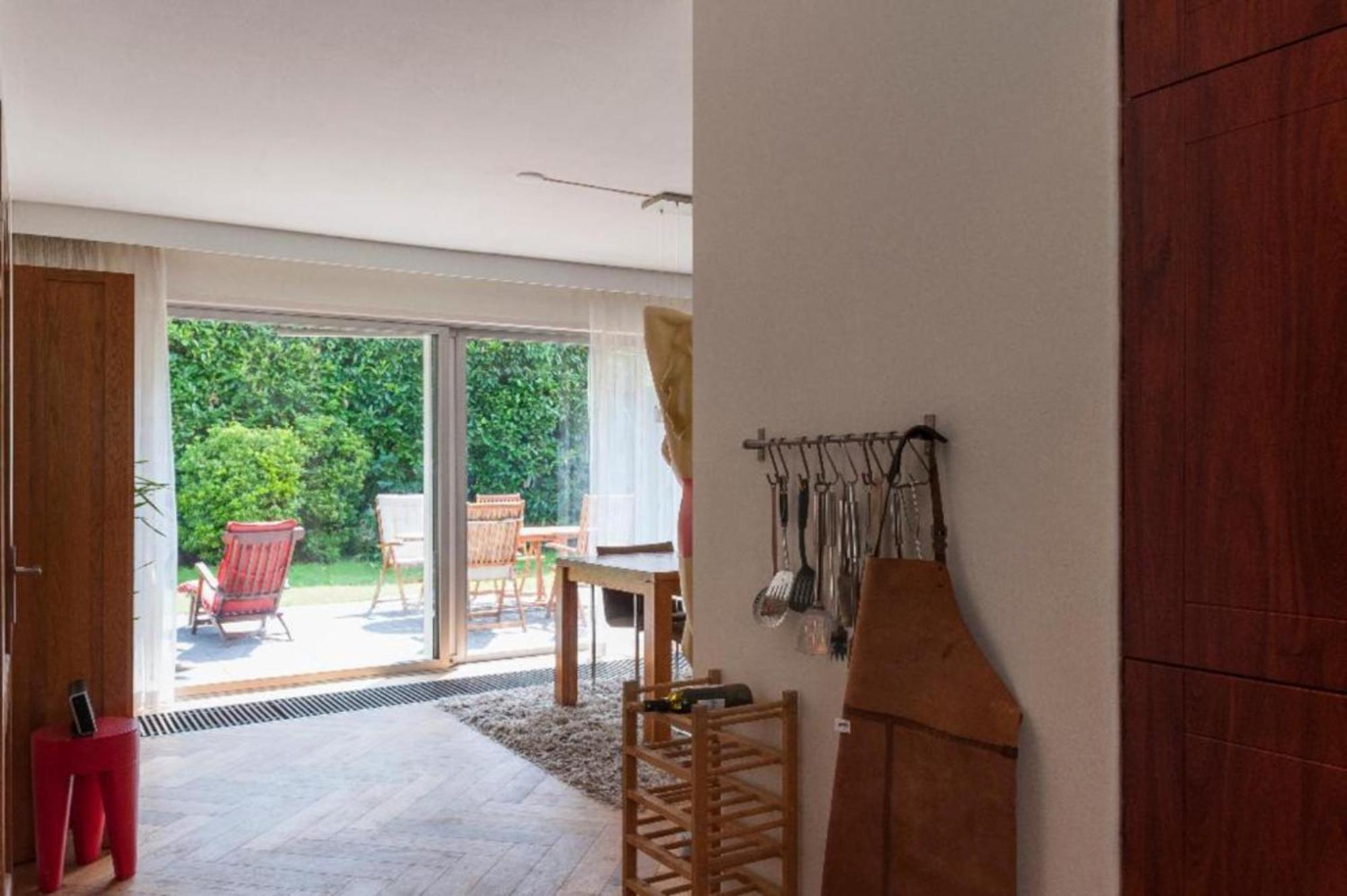 Ground Floor And Twin Bedroom In Luxurious Villa With Beautiful Garden Very Near Tue And Centre Eindhoven Exterior photo