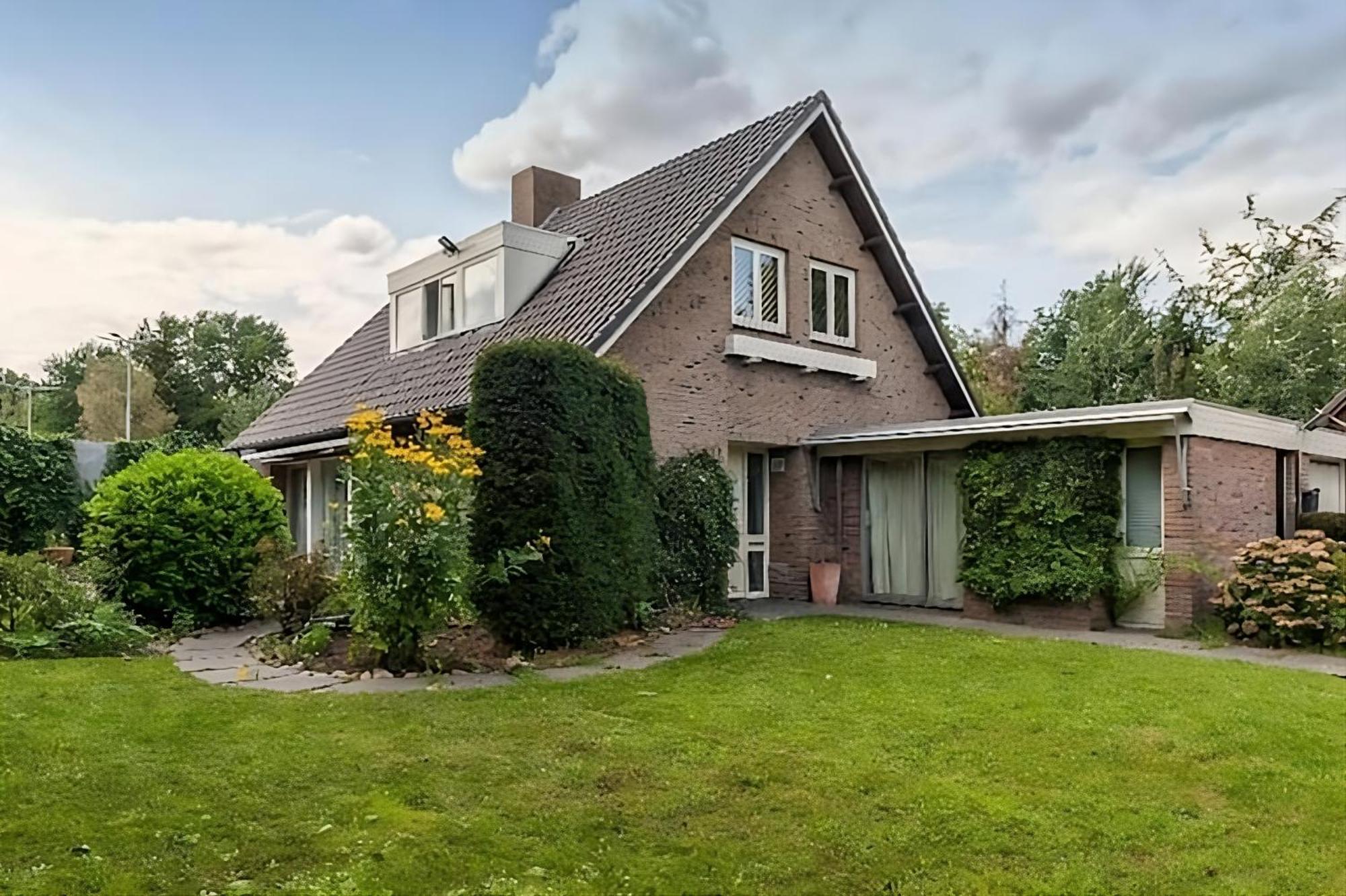 Ground Floor And Twin Bedroom In Luxurious Villa With Beautiful Garden Very Near Tue And Centre Eindhoven Exterior photo